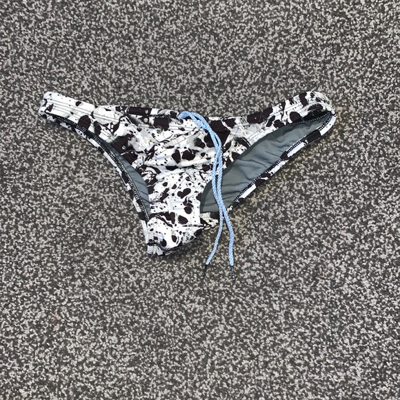 JOLYN MEDIUM COVERAGE SWIMSUIT BOTTOM - Picture 1 of 2